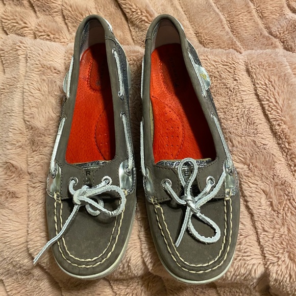 Women’s Sperry Boat Shoe - Picture 2 of 7